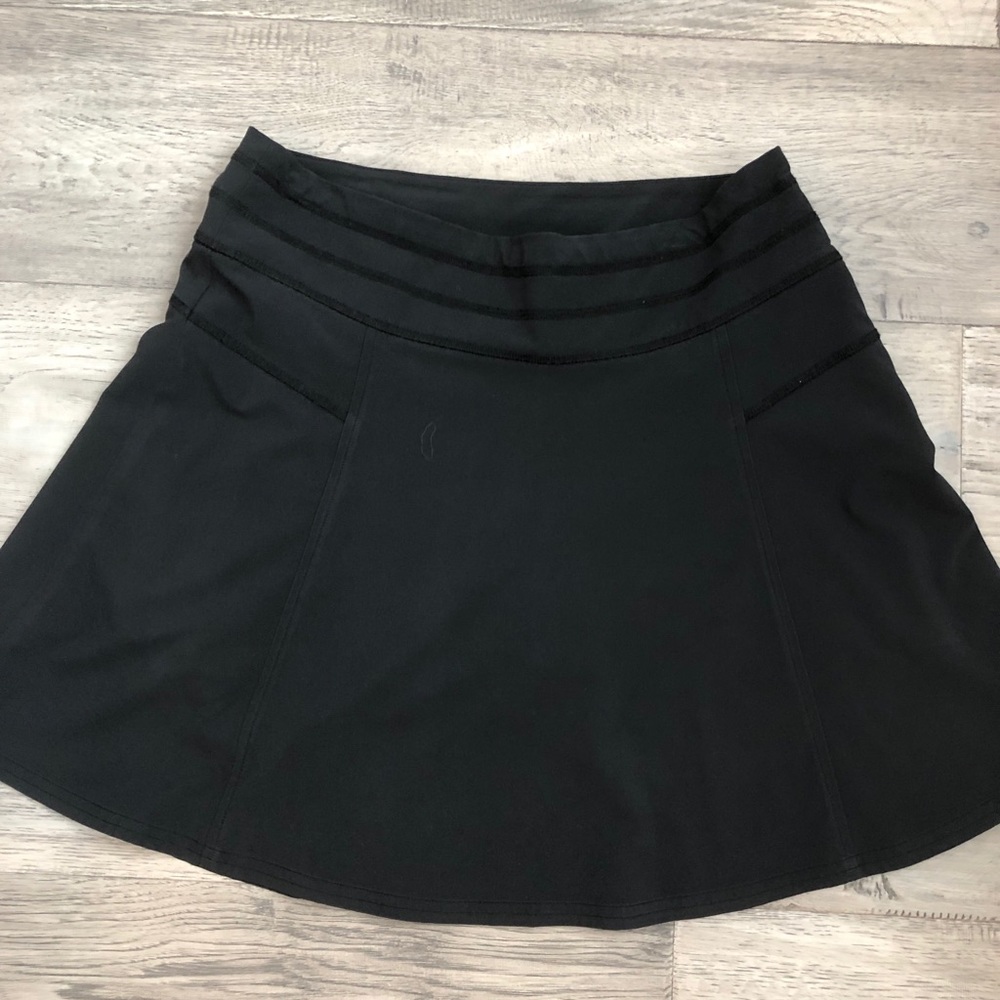 Athleta Tennis/Golf Skort Size 6 Black - Picture 2 of 5